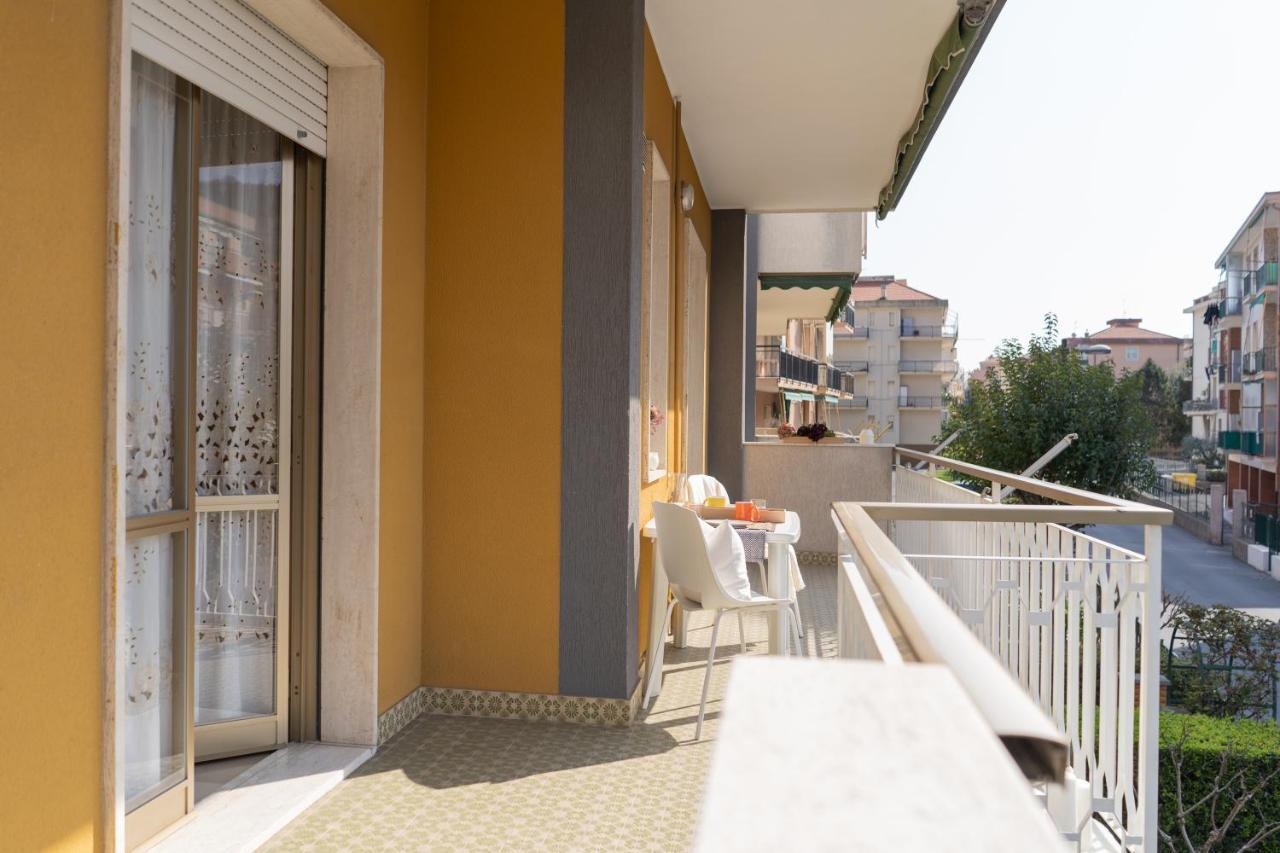 Pietra Ligure Downtown Convenience -Free Parking Daire Dış mekan fotoğraf
